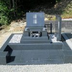 G654を使った洋型のお墓の完成。